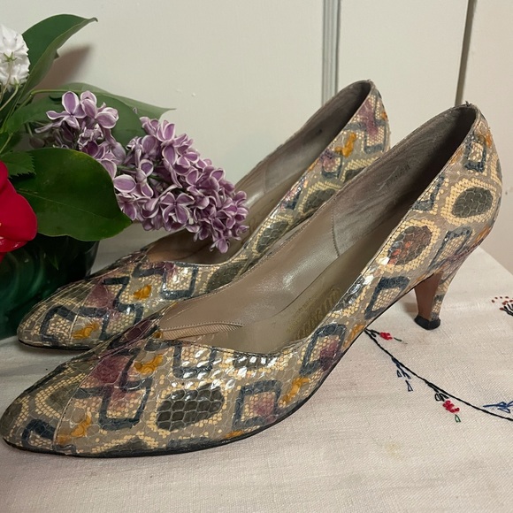 Vintage Snakeskin Pastel Pumps Marilyn 60’s 8 - Picture 3 of 7